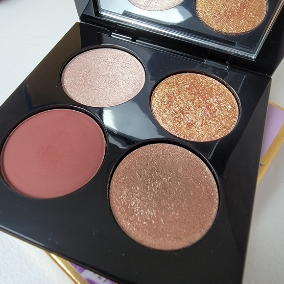 Pat McGrath Venus in Fleurs Vouyeristic Vixen - Picture 4 of 4